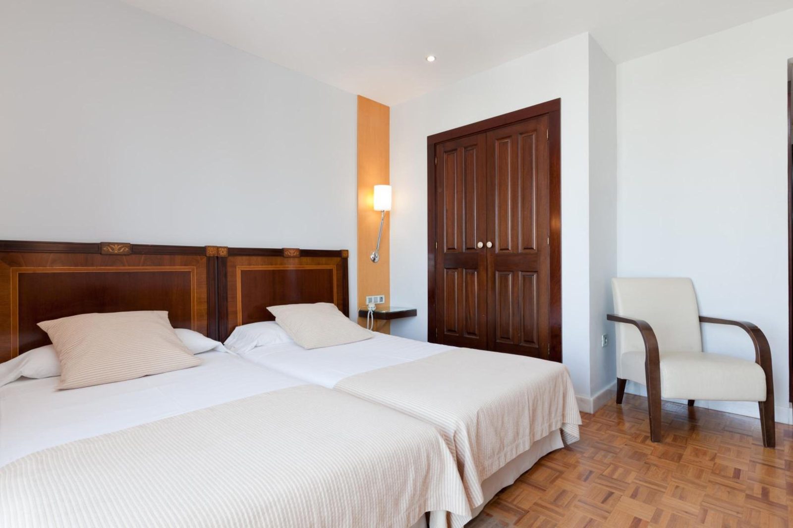 Hotel Don Curro — photo 4